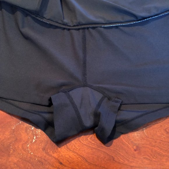 LUCY BLACK TENNIS SKORT/YOGA SKORT! Size small! New! - Picture 5 of 5